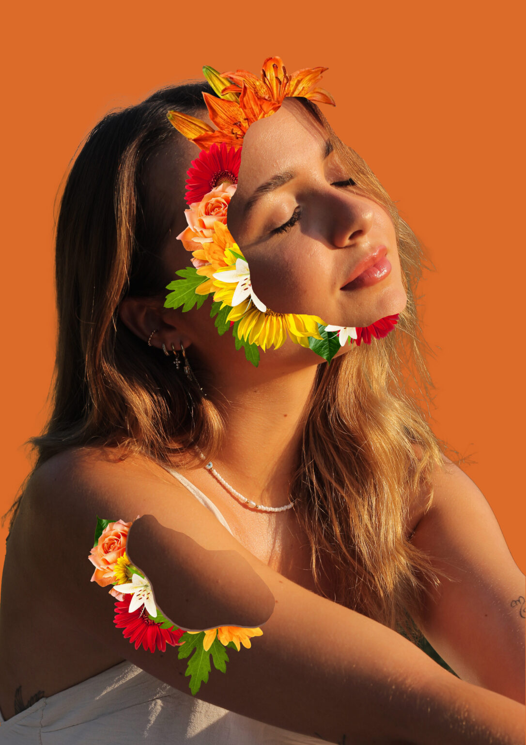 Auto-portrait-fleurs-orange-1086x1536